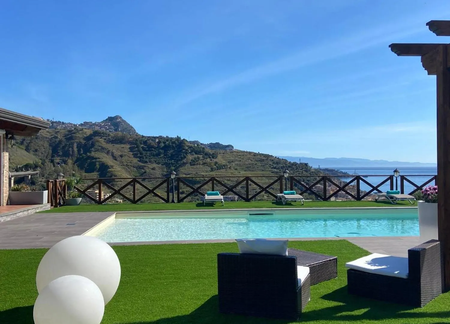 Villa Da Campo Giardini Naxos